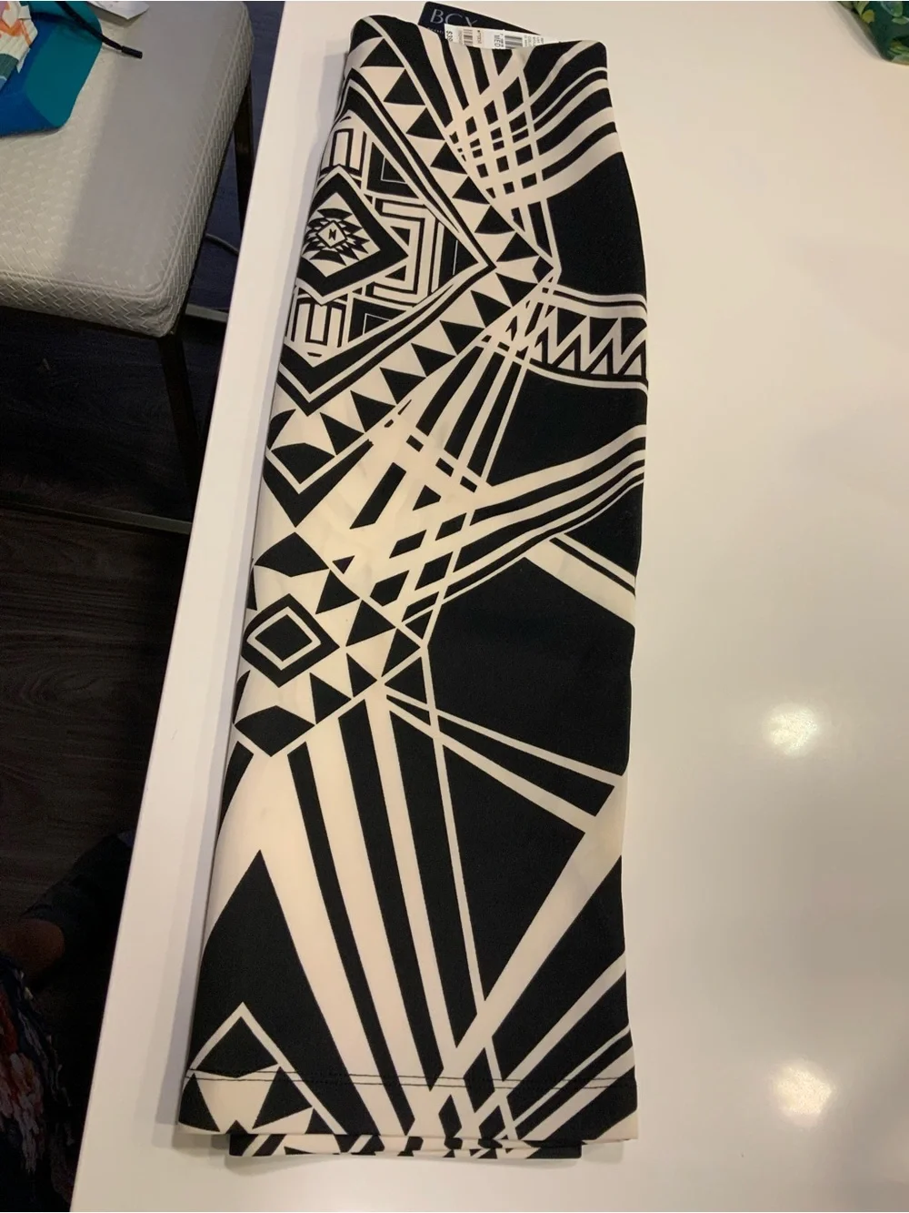 BCX Black & Cream Geometric Midi Pencil Skirt